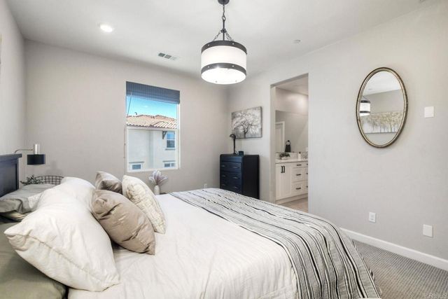 2510 Cheyne Way, Oceanside, CA 92056