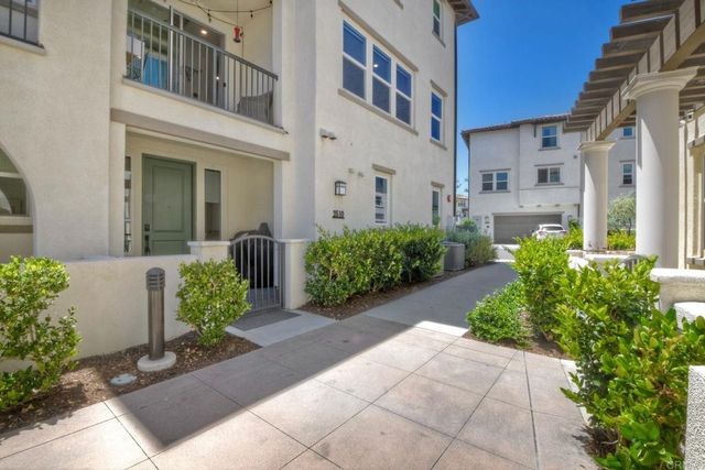2510 Cheyne Way, Oceanside, CA 92056