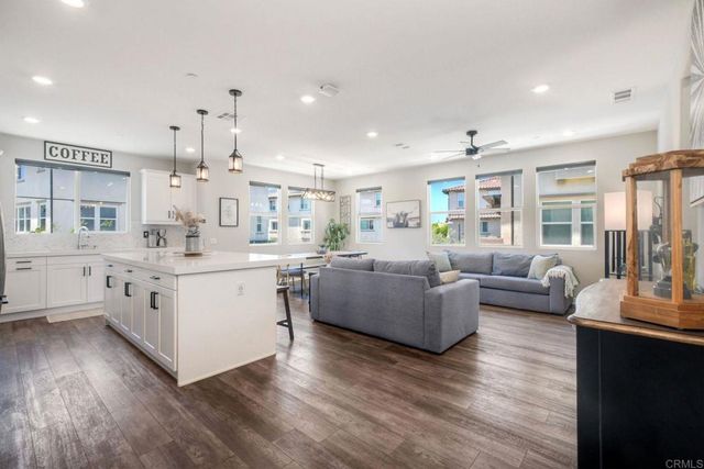 2510 Cheyne Way, Oceanside, CA 92056