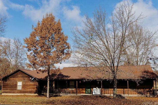 17 Oak Creek, Conway, AR 72032