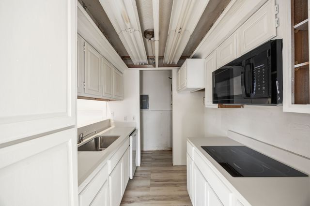 438 Arborview Drive, Garland, TX 75043