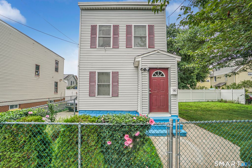 90 Marlboro Street, Hamden, CT 06517