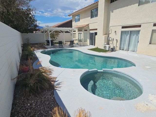 69911 Willow Lane, Cathedral City, CA 92234