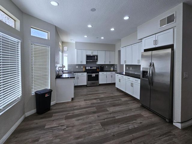 69911 Willow Lane, Cathedral City, CA 92234