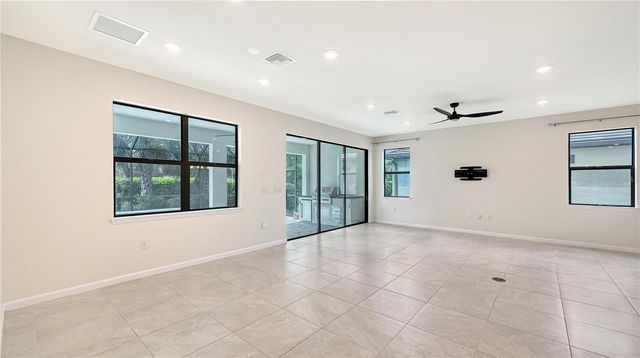 5721 SWEET LEAF WAY, Sarasota, FL 34238