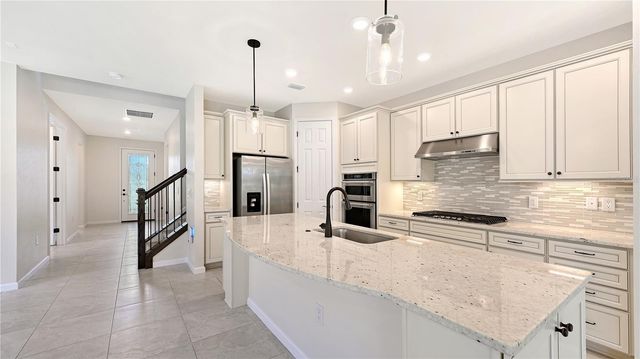 5721 SWEET LEAF WAY, Sarasota, FL 34238