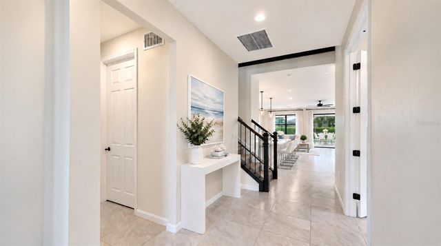 5721 SWEET LEAF WAY, Sarasota, FL 34238