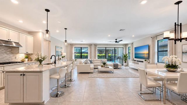 5721 SWEET LEAF WAY, Sarasota, FL 34238