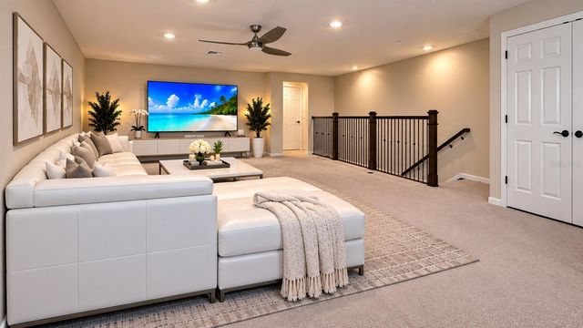 5721 SWEET LEAF WAY, Sarasota, FL 34238