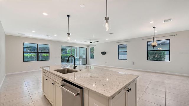 5721 SWEET LEAF WAY, Sarasota, FL 34238