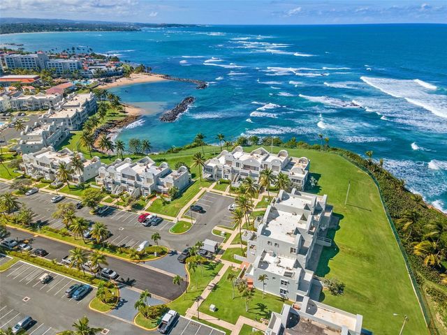 Villas de COSTA DORADA H3, Dorado, PR 00646