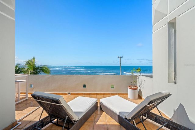 Villas de COSTA DORADA H3, Dorado, PR 00646