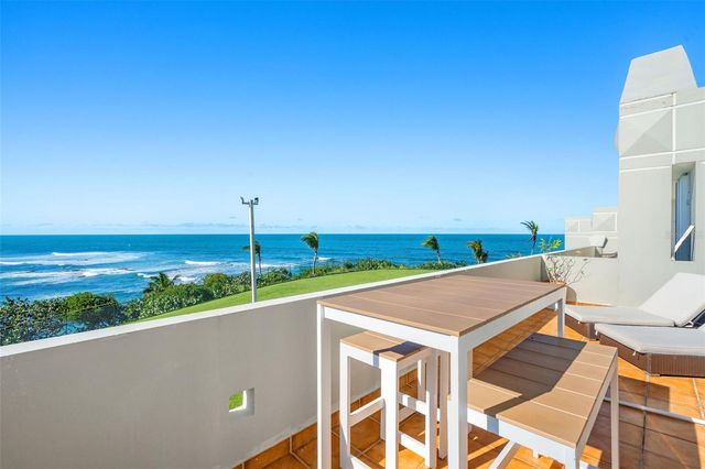 Villas de COSTA DORADA H3, Dorado, PR 00646