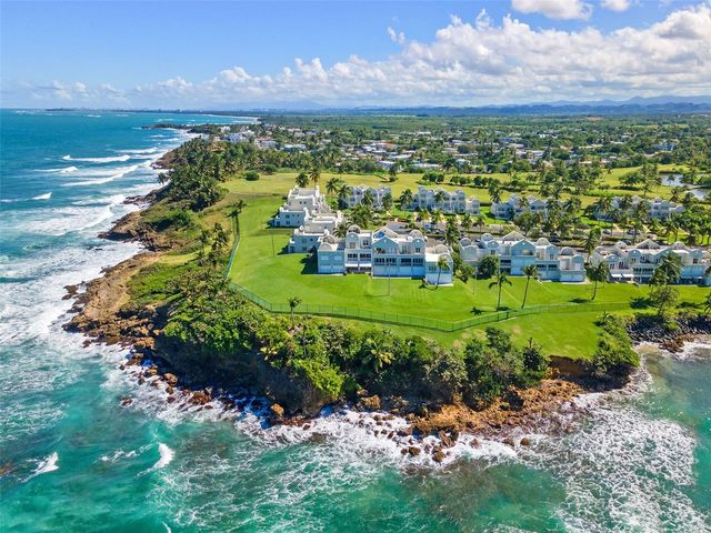 Villas de COSTA DORADA H3, Dorado, PR 00646