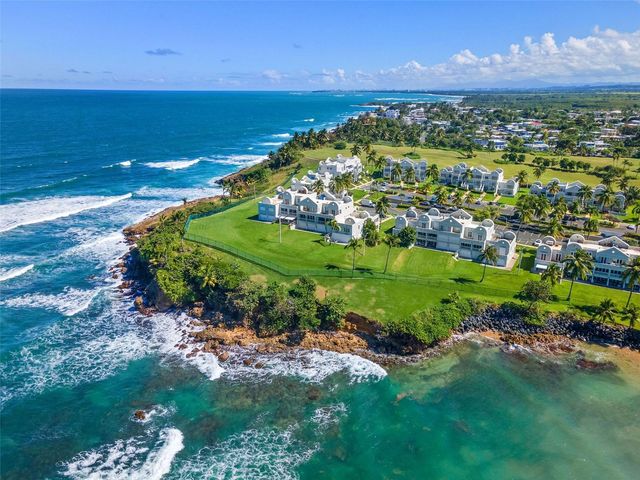 Villas de COSTA DORADA H3, Dorado, PR 00646