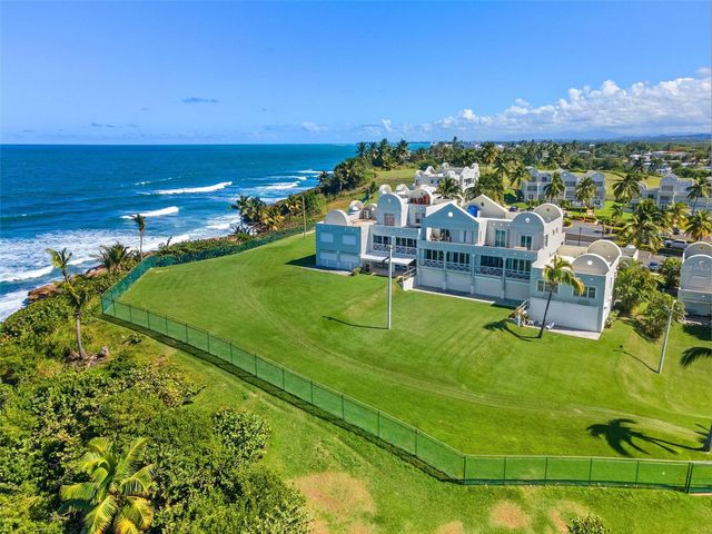 Villas de COSTA DORADA H3, Dorado, PR 00646