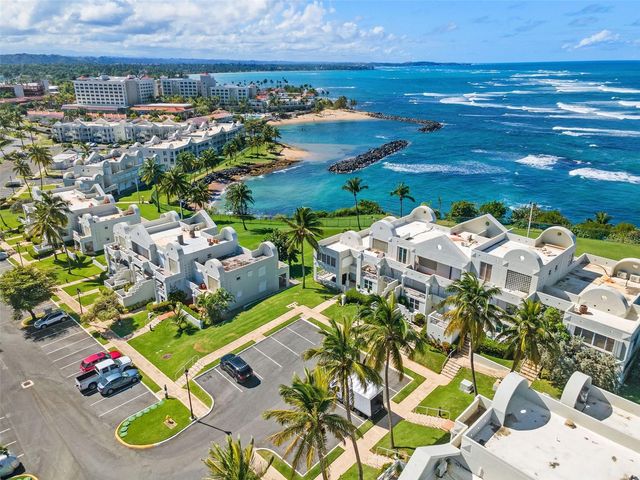 Villas de COSTA DORADA H3, Dorado, PR 00646