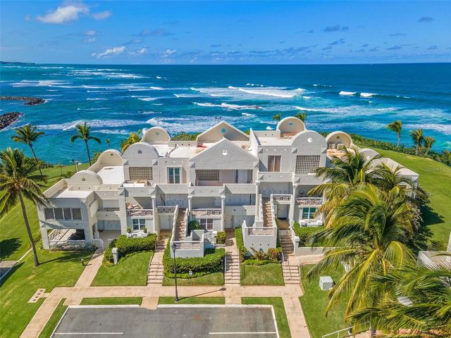 Villas de COSTA DORADA H3, Dorado, PR 00646