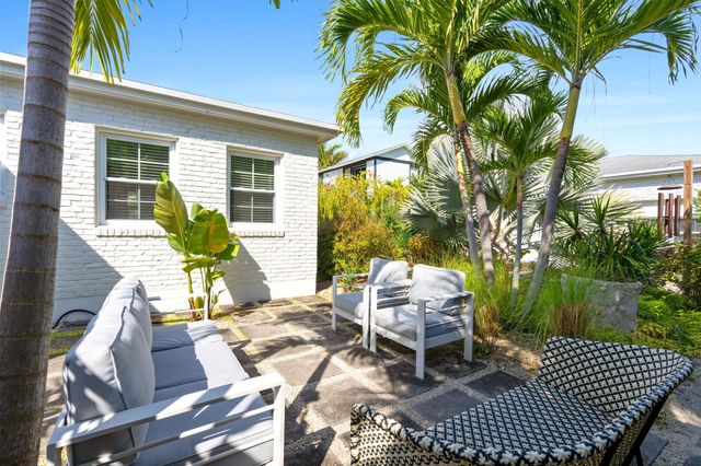 143 Greymon Drive, West Palm Beach, FL 33405