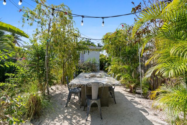 143 Greymon Drive, West Palm Beach, FL 33405