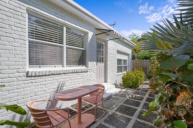 143 Greymon Drive, West Palm Beach, FL 33405