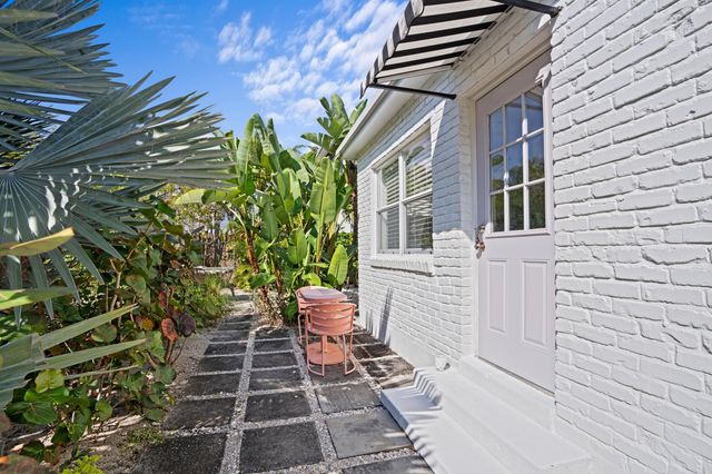 143 Greymon Drive, West Palm Beach, FL 33405