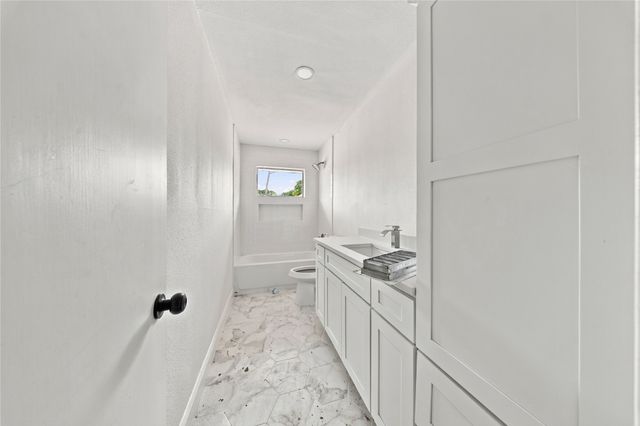 3660 Warick Drive, Dallas, TX 75229
