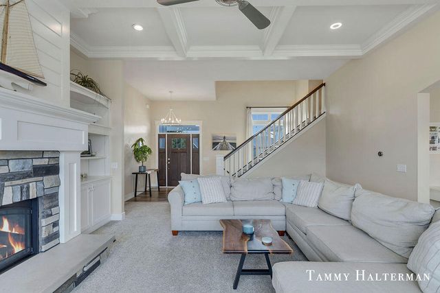 6129 W Bay Court, Hudsonville, MI 49426