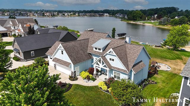 6129 W Bay Court, Hudsonville, MI 49426