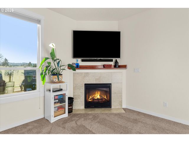 6625 LARISSA Ln, Gladstone, OR 97027