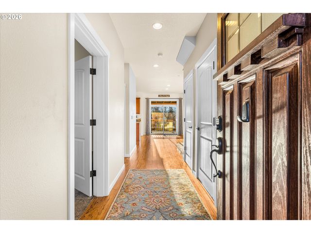 6625 LARISSA Ln, Gladstone, OR 97027