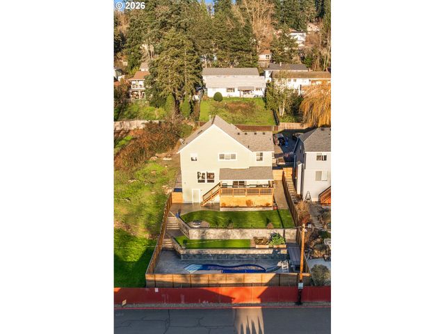 6625 LARISSA Ln, Gladstone, OR 97027