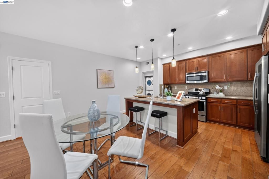 Image 13 of property listing at 1656 Lee Way, Milpitas, CA 95035