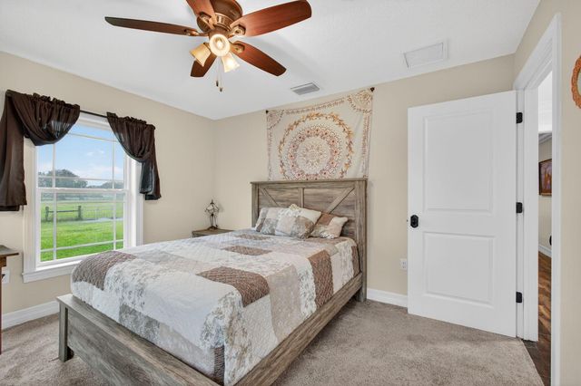 13227 SE 56th Circle, Okeechobee, FL 34974