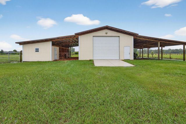 13227 SE 56th Circle, Okeechobee, FL 34974