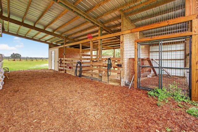 13227 SE 56th Circle, Okeechobee, FL 34974