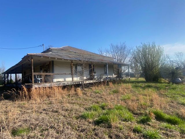 5405 COFFEE LANDING RD, Morris Chapel, TN 38361