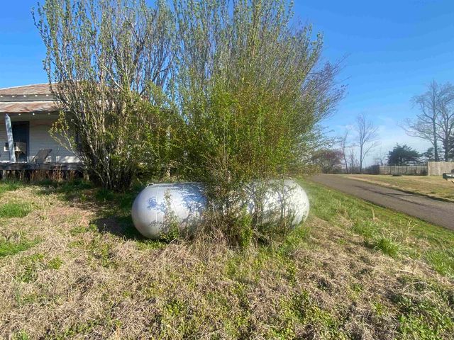 5405 COFFEE LANDING RD, Morris Chapel, TN 38361