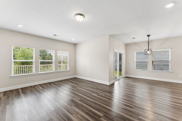 4030 Arrowleaf Ln, Antioch, TN 37013