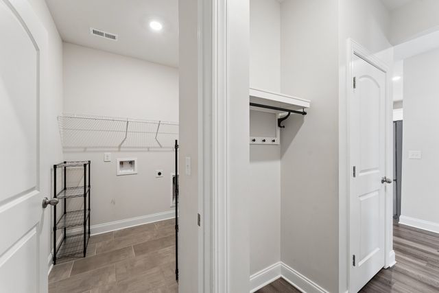 4030 Arrowleaf Ln, Antioch, TN 37013
