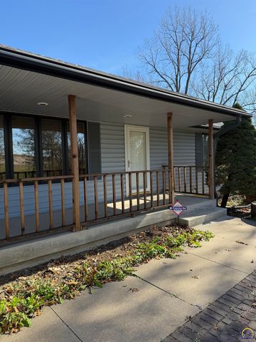 7830 SE Ratner RD, Berryton, KS 66409