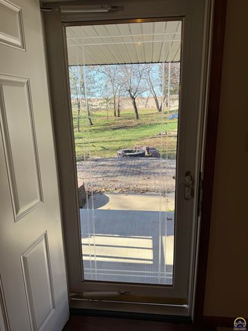 7830 SE Ratner RD, Berryton, KS 66409