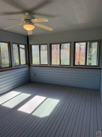 7830 SE Ratner RD, Berryton, KS 66409