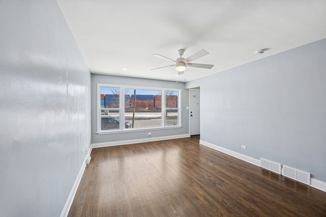 8948 S Vincennes Avenue, Chicago, IL 60620