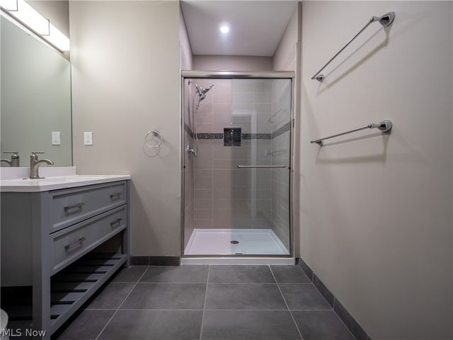3800 Euclid Avenue 104, Cleveland, OH 44115