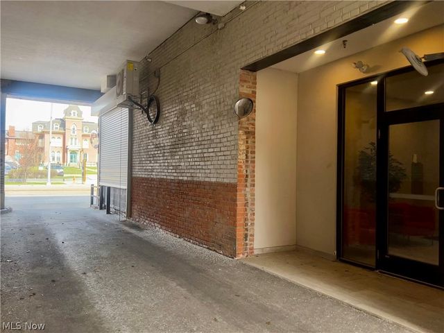3800 Euclid Avenue 104, Cleveland, OH 44115