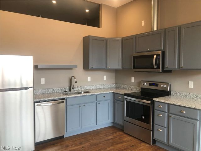 3800 Euclid Avenue 104, Cleveland, OH 44115