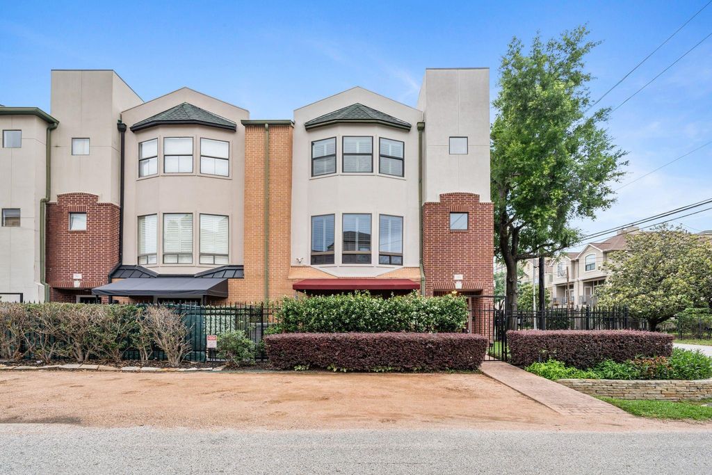 501 Detering Street, Houston, TX 77007