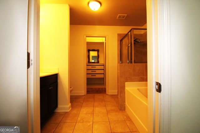 726 Garbrooke Drive, Lawrenceville, GA 30046