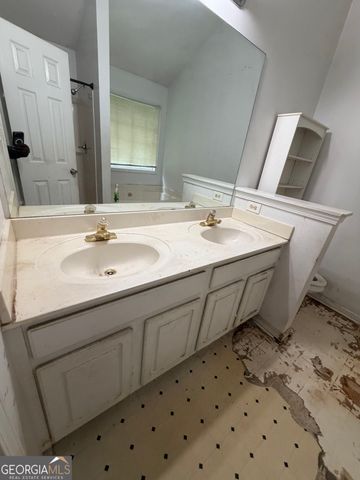 5716 Wylake Drive, Norcross, GA 30093